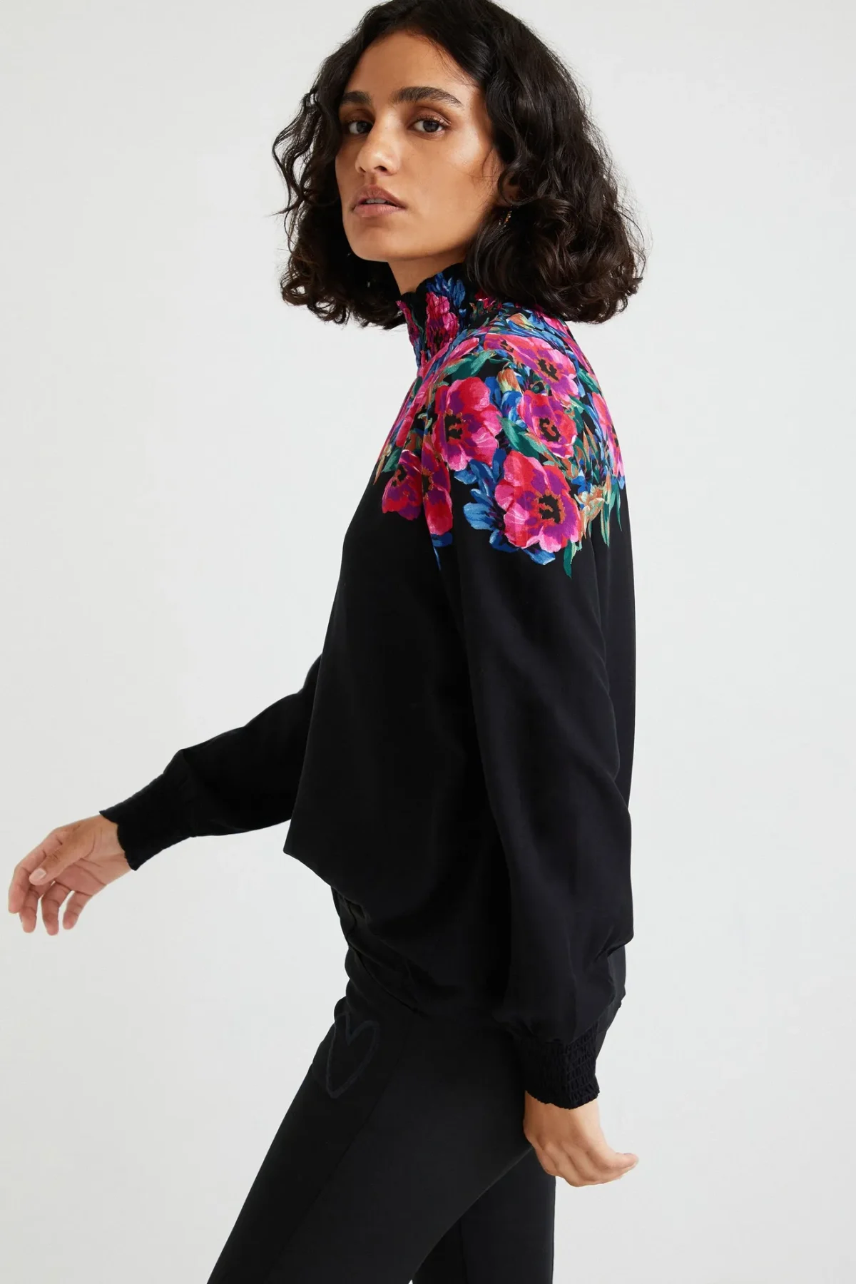 Blusa canesú floral - Imagen 2