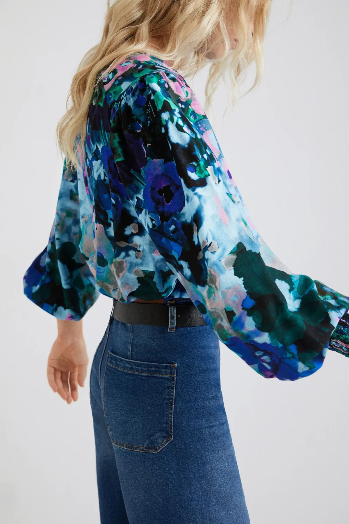 Blusa viscosa flores - Imagen 2