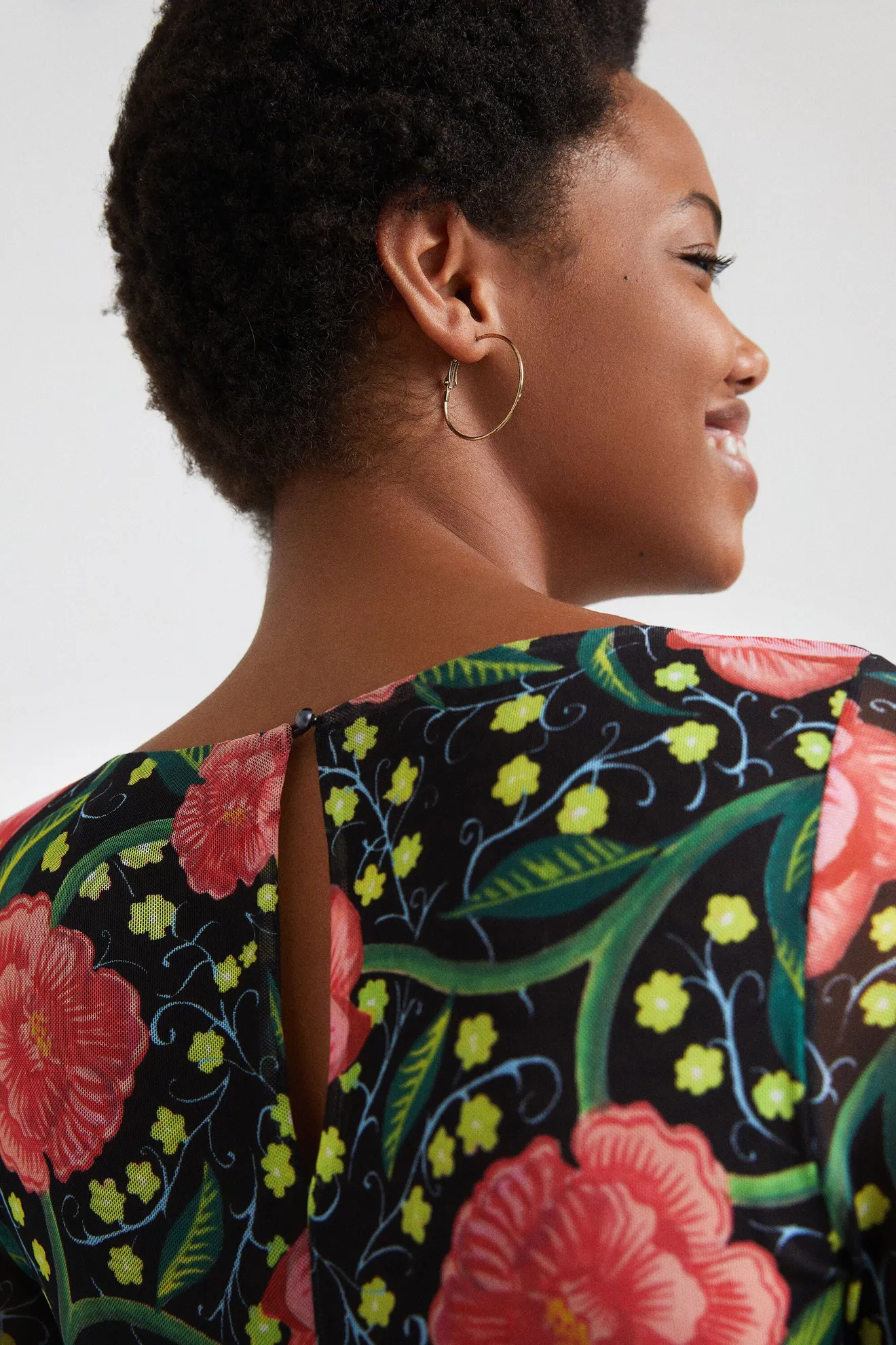 Camiseta slim floral - Imagen 4