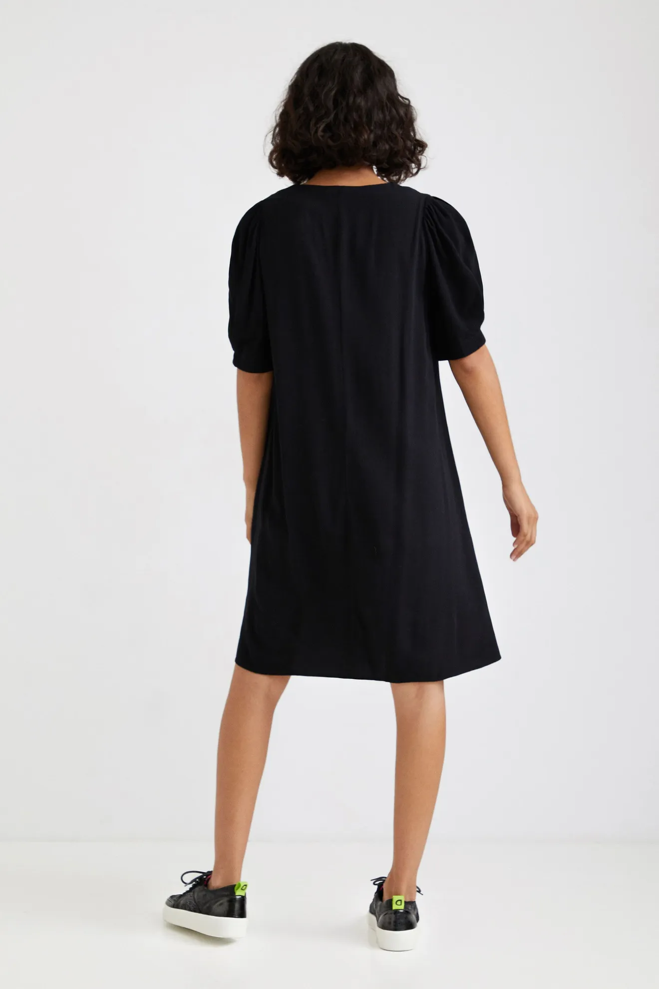 Vestido corto túnica - Imagen 3