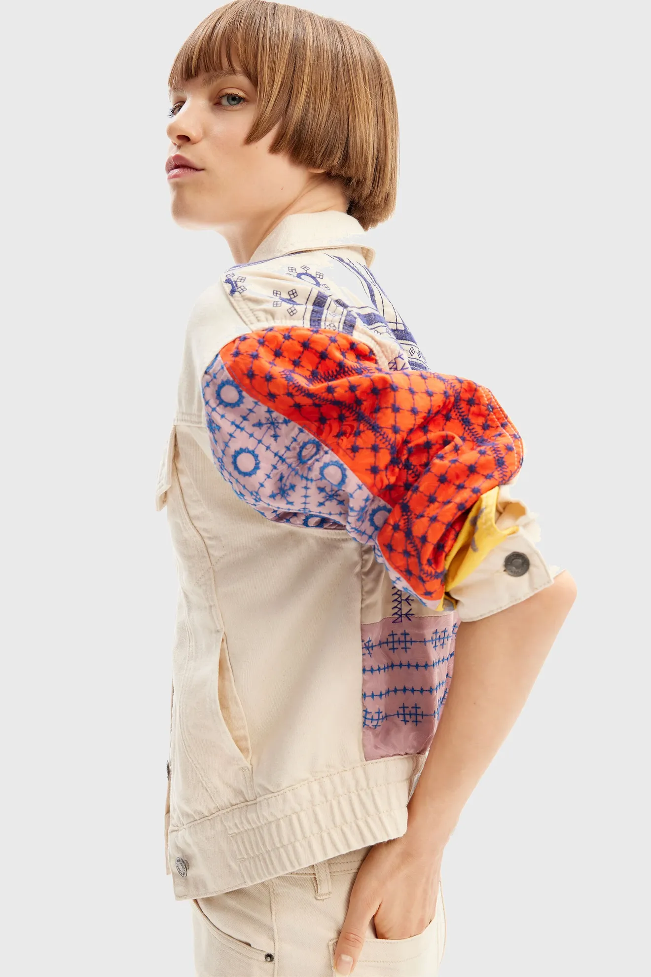 Chaqueta vaquera parches - Imagen 3